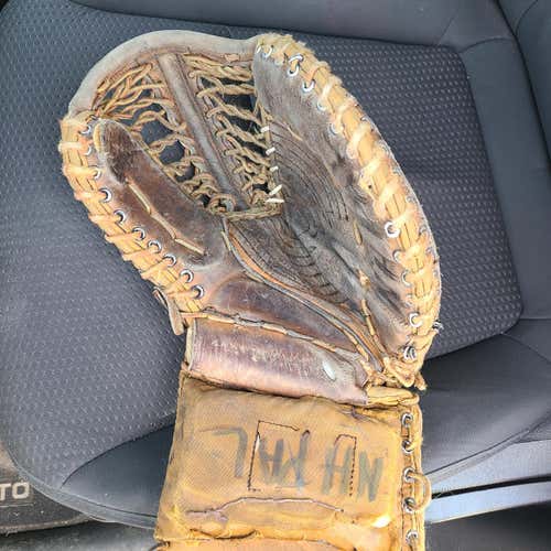 Vintage Cooper GM21 Glove