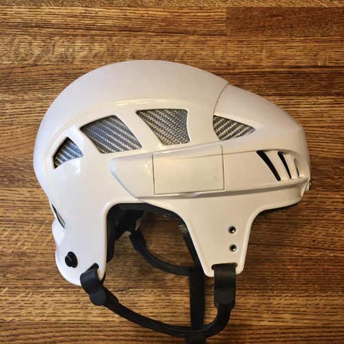 White Used Medium Reebok 8K Pro Stock Helmet