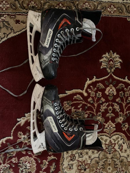 Senior Bauer Vapor X70 Regular Width Size 9 Hockey Skates