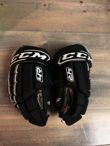 Black Senior CCM 4R 13"  Gloves