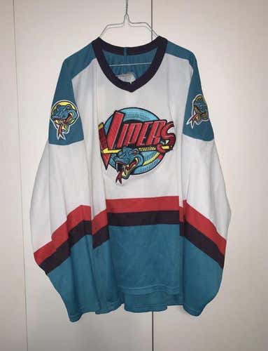 White Adult Large Bauer  Jersey