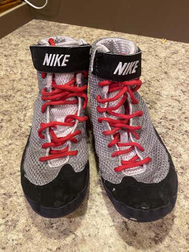 Mens size 8 Nike Inflict Wrestling shoes