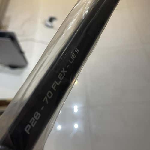 Bauer Vapor FlyLite P28 70 Flex Left Hand Hockey Stick