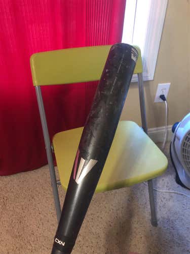 High School/College BBCOR Certified Hybrid Mako Beast (-3) 27 oz 30" Bat