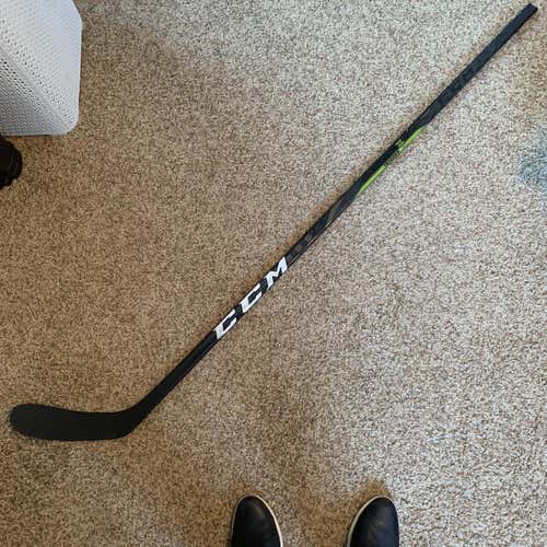 CCM RibCor Trigger 3D PMT Right Handed P28 85 Flex Grip Senior Hockey Stick