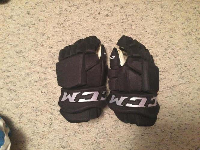 Black Used Senior CCM HGTKPP Gloves 14" Pro Stock