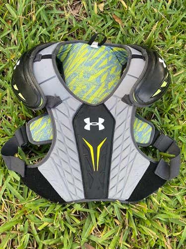 Used Medium Under Armour Shoulder Pads