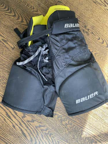 Used Youth Large Bauer Goalie Pants