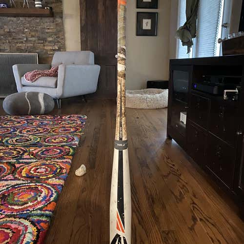 High School/College BBCOR Certified Composite Mako (-3) 30 oz 33" Bat