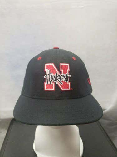 Rare Vintage Nebraska Cornhuskers New Era Tyro.001 fitted Hat 7 NCAA