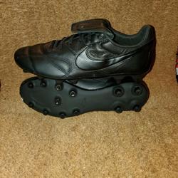 New Size 8 Nike Premier II FG Cleats