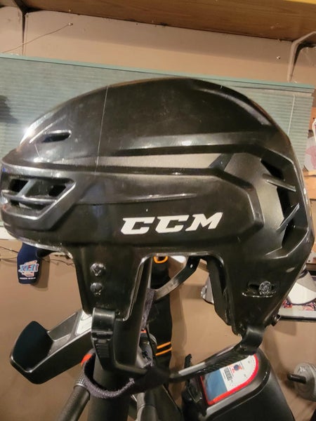 Black Used Medium CCM Resistance 300 Helmet