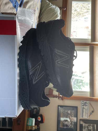Black Men's Turf Cleats New Balance Umpire Shoes
