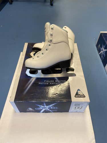 Jackson Ultima SoftSkate Size 12 Junior Figure Skates