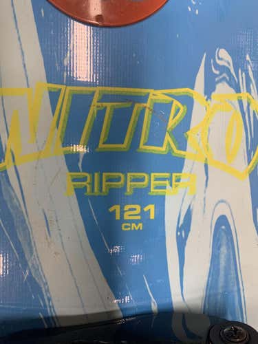 Nitro Snowboard and gnu bindings