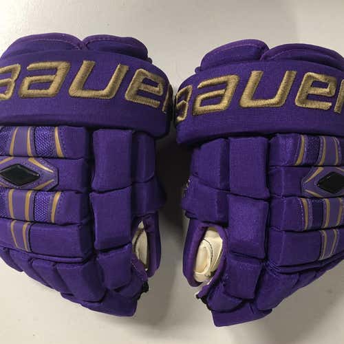 Bauer Nexus 1000 13" Pro Stock St. Michael’s College Hockey Gloves