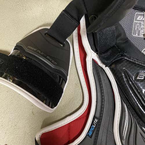 Junior Large Bauer 1X Shoulder Pads