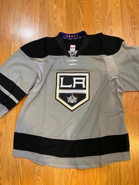 Los Angeles Kings -New Men's Adult Size 56 Reebok Jersey-Pro Cut