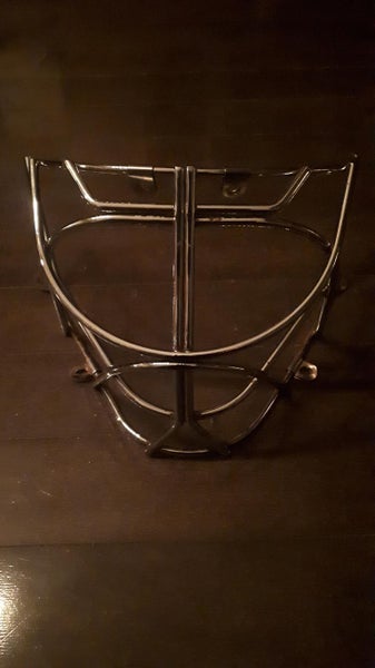 Used goalie mask cat eye cage