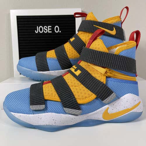 NIKE LEBRON SOLDIER 11 FLYEASE GS UNIVERSITY BLUE GOLD KIDS BASKETBALL SHOES SIZE 6Y WOMENS 7.5 NEW
