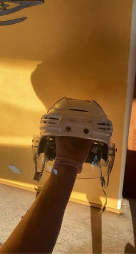 White Used Medium Bauer Re-Akt 100 Helmet With Visor