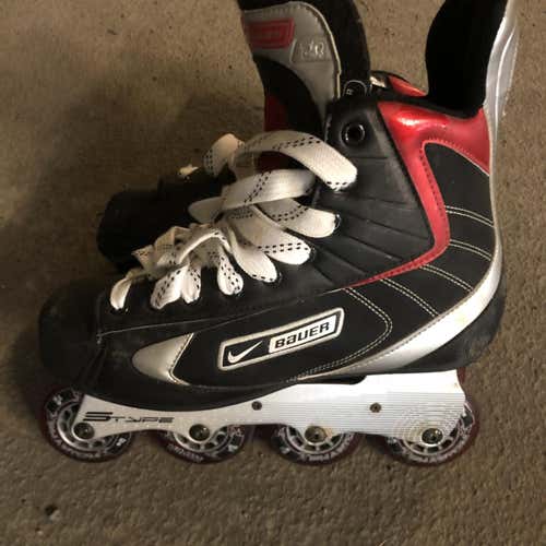 Bauer Size 9R Inline Hockey Skates, Great Condition!