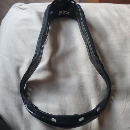 New Player's STX Unstrung Exult 600 Head