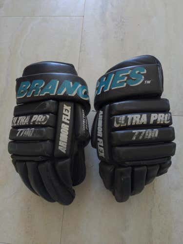 Branches Ultra Pro 7700 hockey gloves