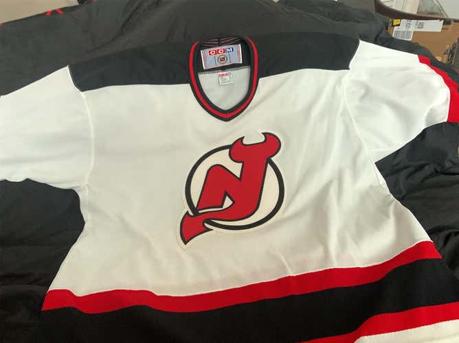 White Adult XL CCM Jersey