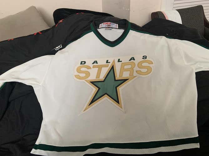 White Adult XXL CCM Jersey