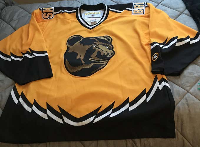 Boston Bruins Pooh Bear Jersey