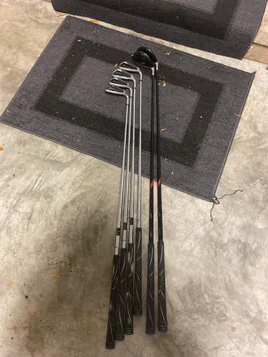 Men's Right Handed Razr X Graphite/Steel Shaft Iron Set