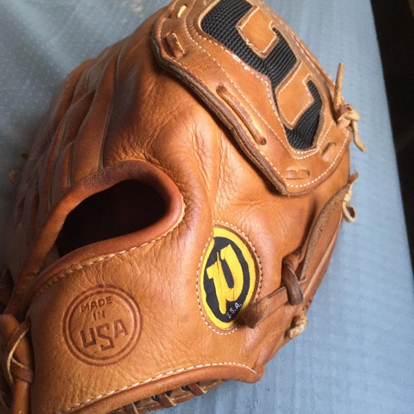Rare Vintage Wilson “The a2004” 12" Baseball Glove