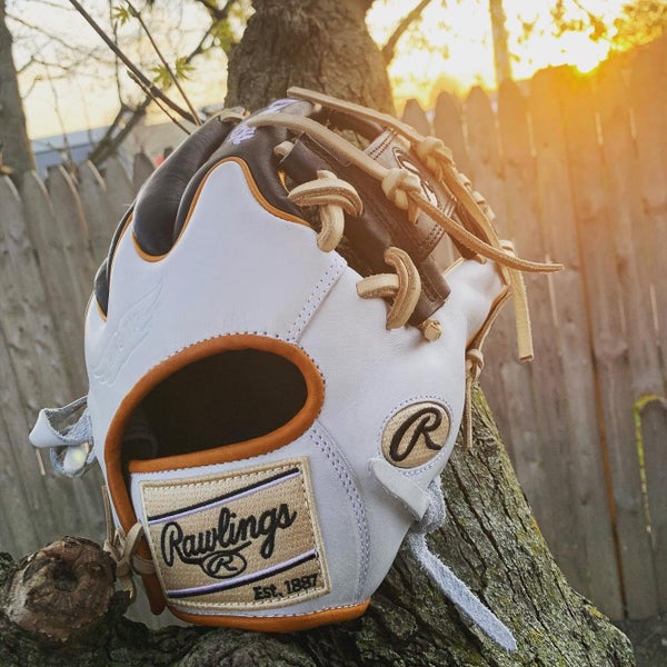 High School/College Infield Heart of the Hide 11.5" Baseball Glove