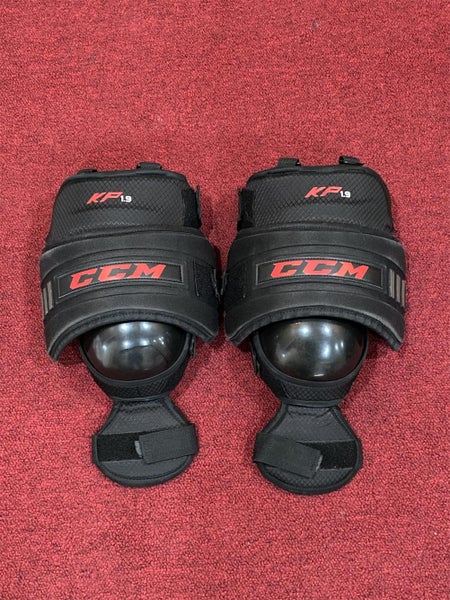 Used CCM KP 1.9 Senior Knee Pads Item#GRGKP