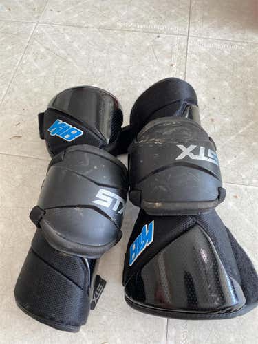 Used Medium STX K18 Arm Pads