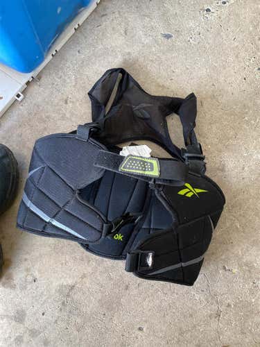 Used Medium Reebok ZG3 Shoulder Pads