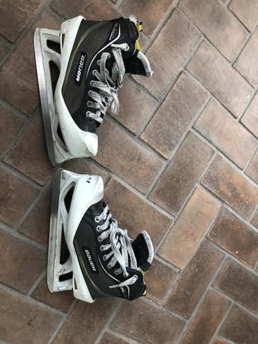 Used Junior Bauer Supreme One80 Hockey Goalie Skates Regular Width Size 5.5