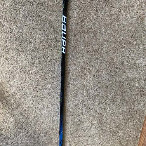 New Right Handed Nexus Geo Hockey Stick