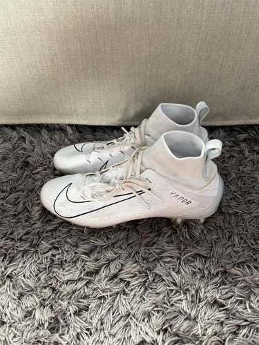 White Adult Size Men's 10.5 (W 11.5) Nike Cleats