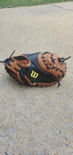 Used Wilson Right Hand Throw Catcher's A2000 Baseball Glove 32.5"