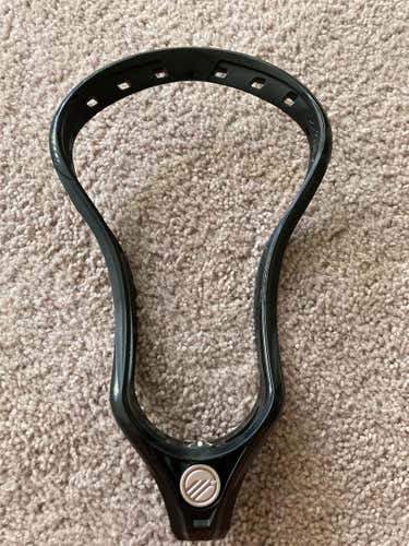 Black New Attack & Midfield Unstrung Tactik 2.0 Head
