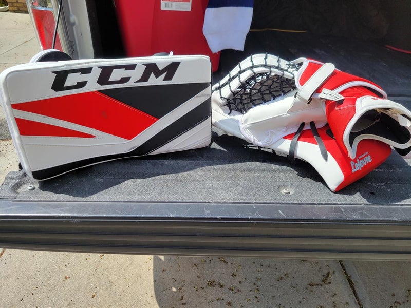 White Used Senior CCM Full Right P2.9 blocker E4.9 catch glove and