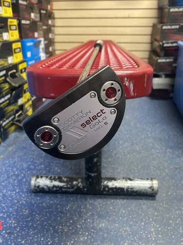 Used Men's Scotty Cameron Right Handed Mallet Golo Putter