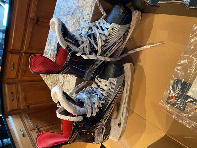 Used Junior Bauer Vapor 1X Hockey Skates Regular Width Size 5