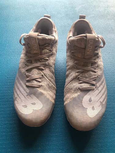 Gray Women's Molded Cleats New Balance