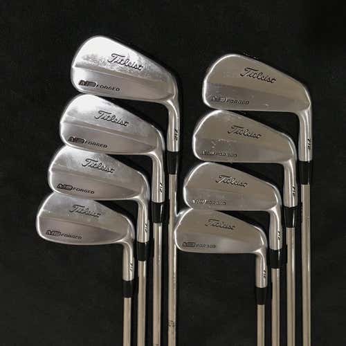 Men's Right Handed Stiff Flex Steel Shaft Iron Set