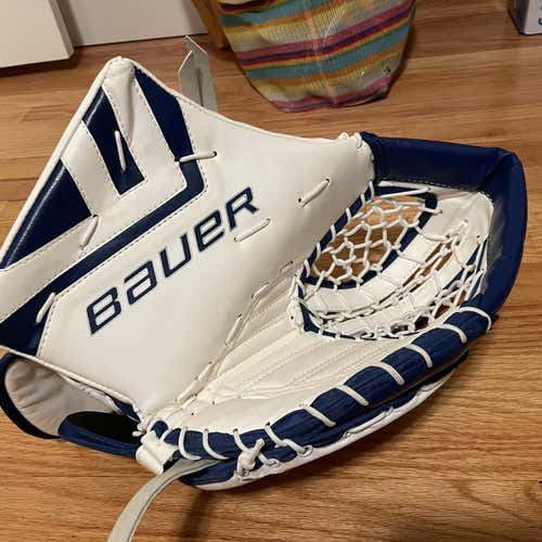 Never Used - Bauer Supreme One.7 Senior Goalie Regular Catch Glove - White/Royal
