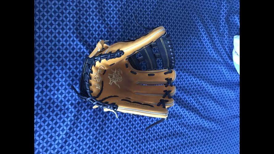 Used Right Hand Throw 12" Baseball Glove