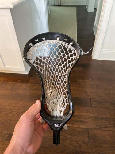 Black Lightly Used Strung Weapon X Head (Faceoff)